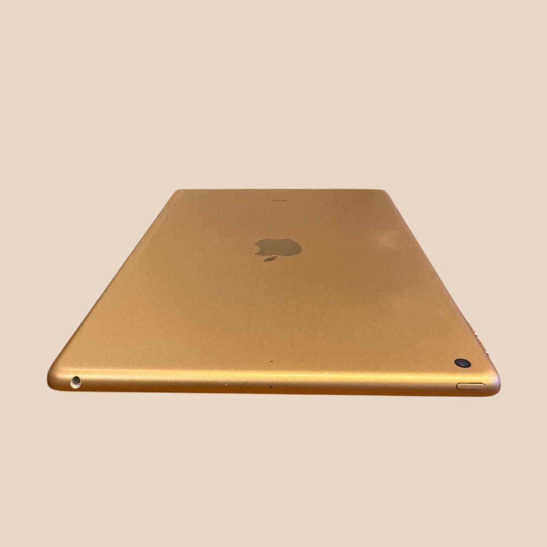 Apple　iPad　第8世代　32GB　付属品一式　ゴールド