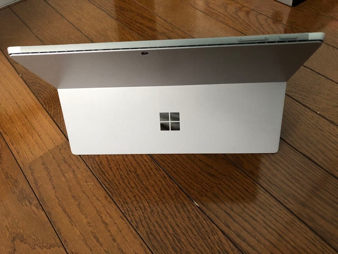 Microsoft Surface Pro5 本体 ACアダプター付き