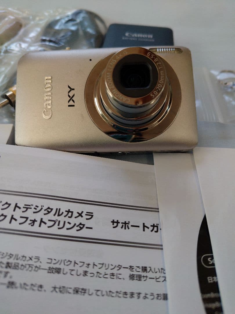 キャノン　コンパクトデジカメ　IXY 210F