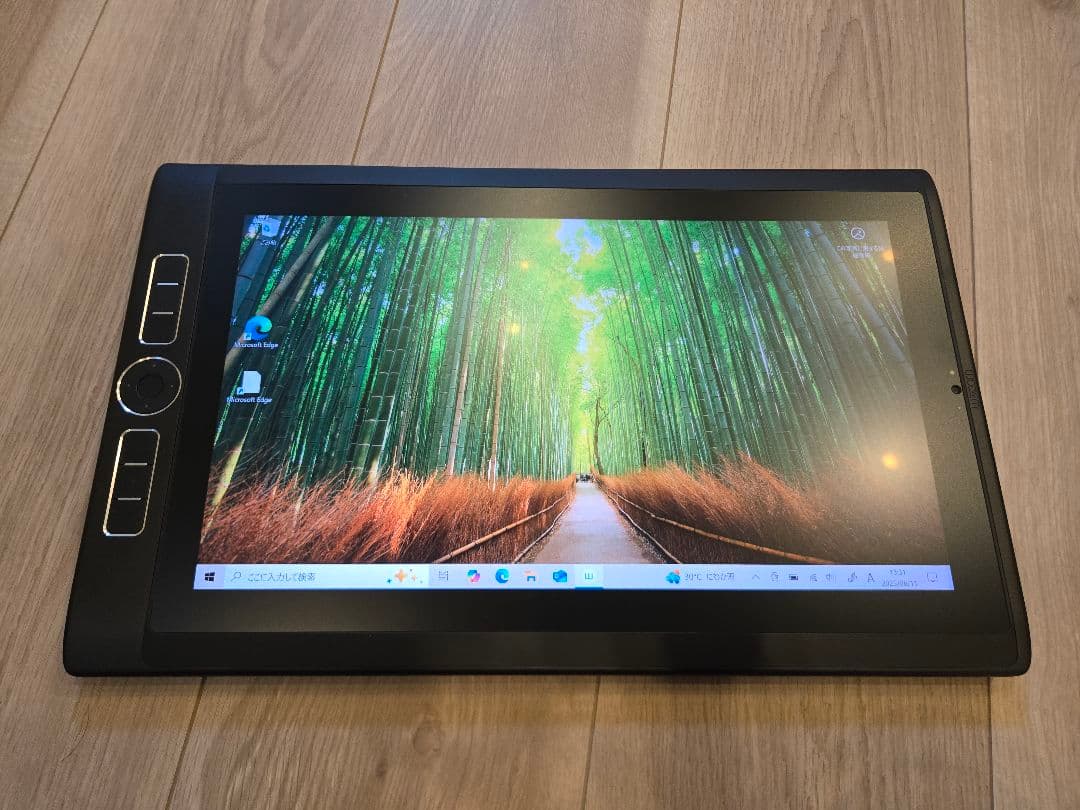 Wacom MobileStudio Pro DTH-W1320 本体