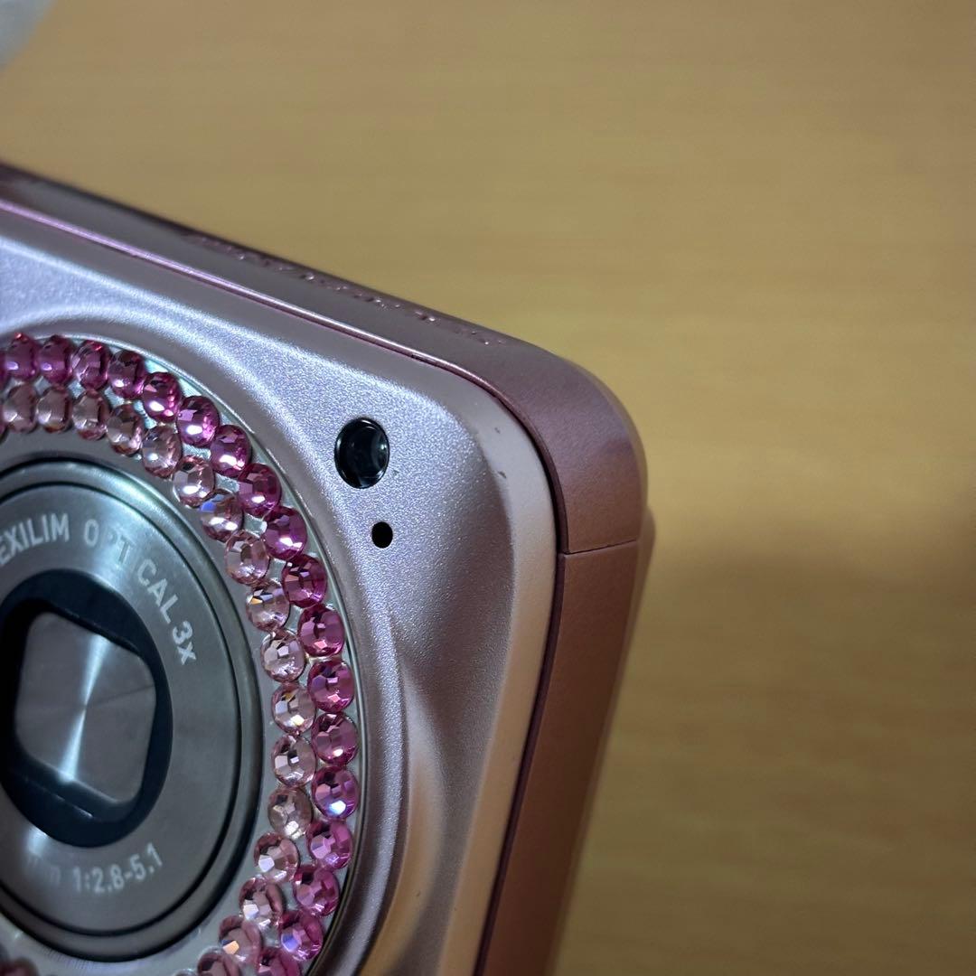 CASIO EXILIM EX-Z1050デジタルカメラ