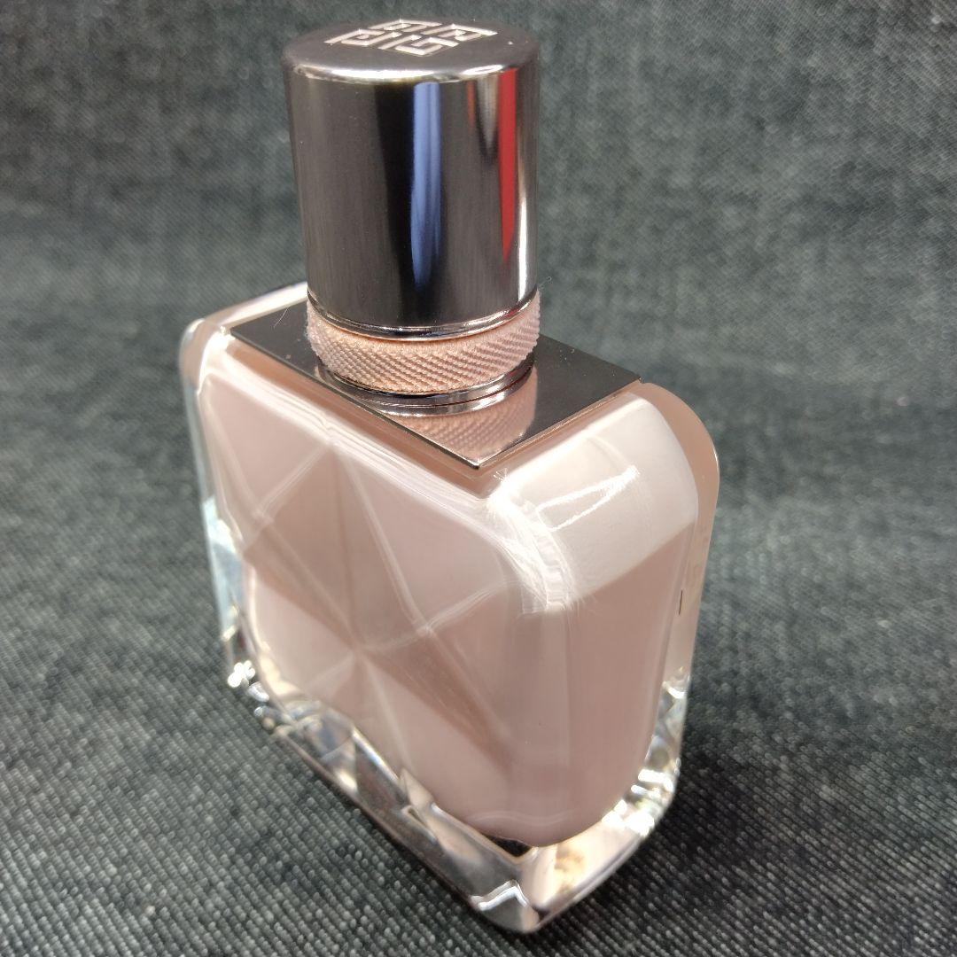 ☆ほぼ未使用・ジバンシィ イレジスティブル ローズ ベルベット EDP35ml☆
