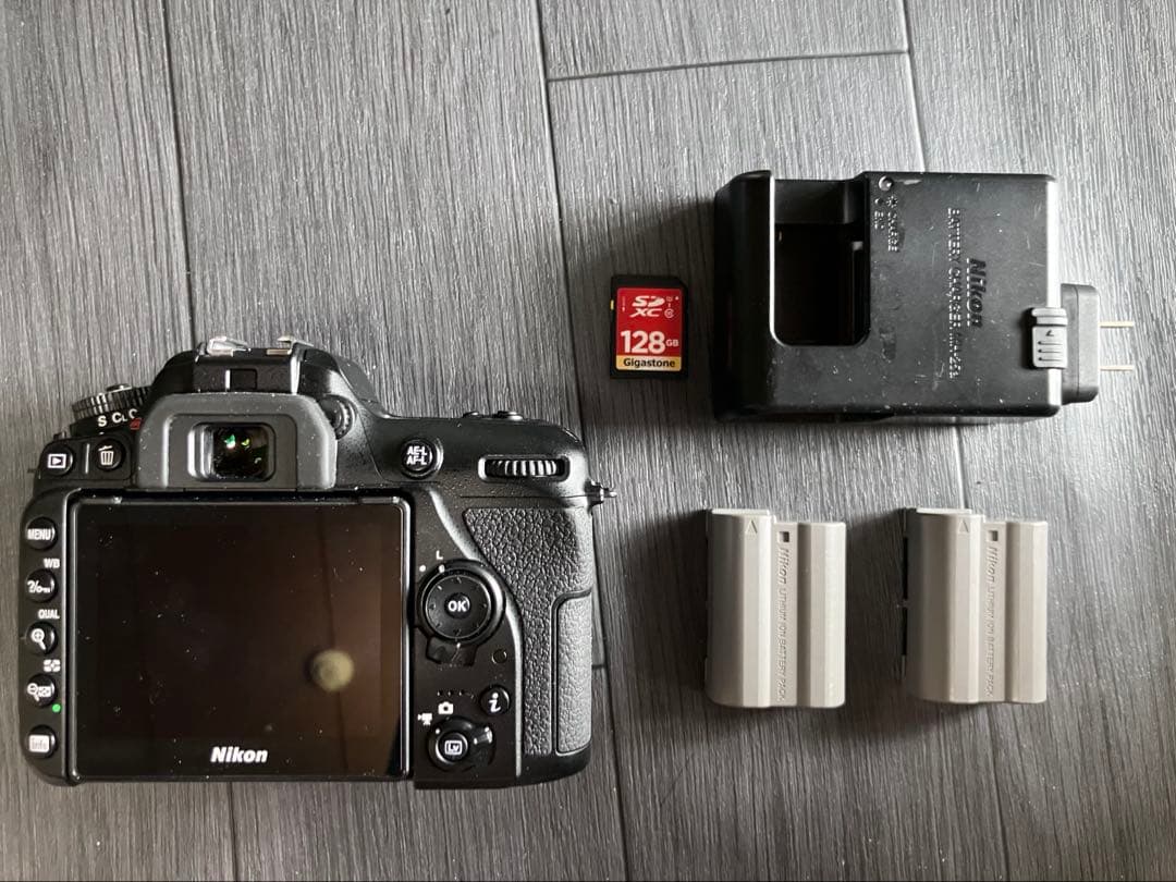 Nikon D7500 デジタル一眼レフカメラ　本体他