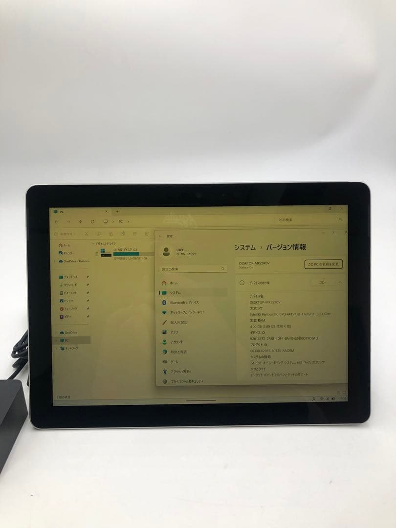 Windowsタブレット本体 Microsoft Surface Go / Model:1824 CPU