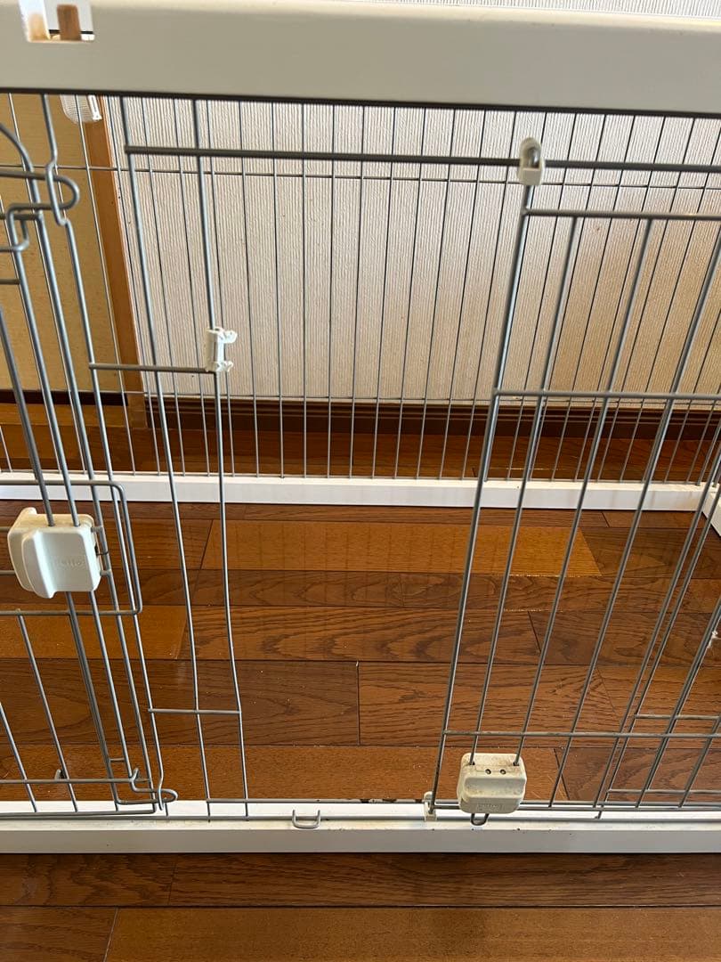 大型犬用 ホワイト金属ケージ 扉付き