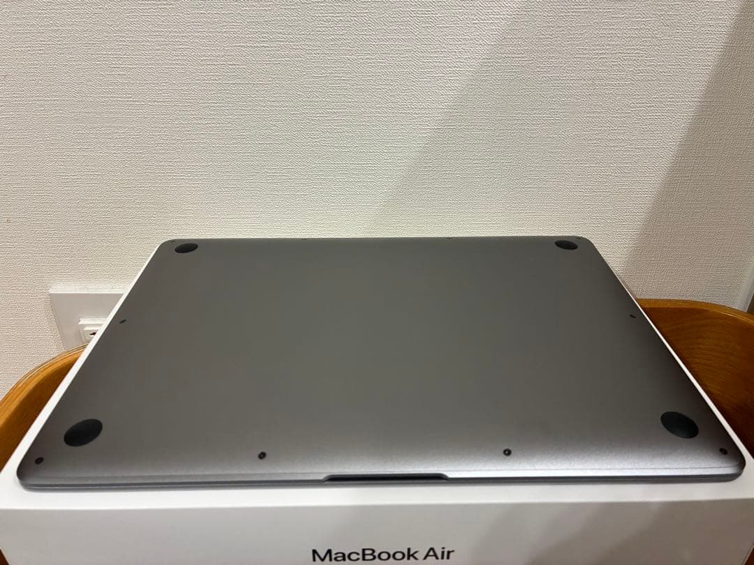 【超美品】MacBook Air (Retina, 13-inch, 2020)