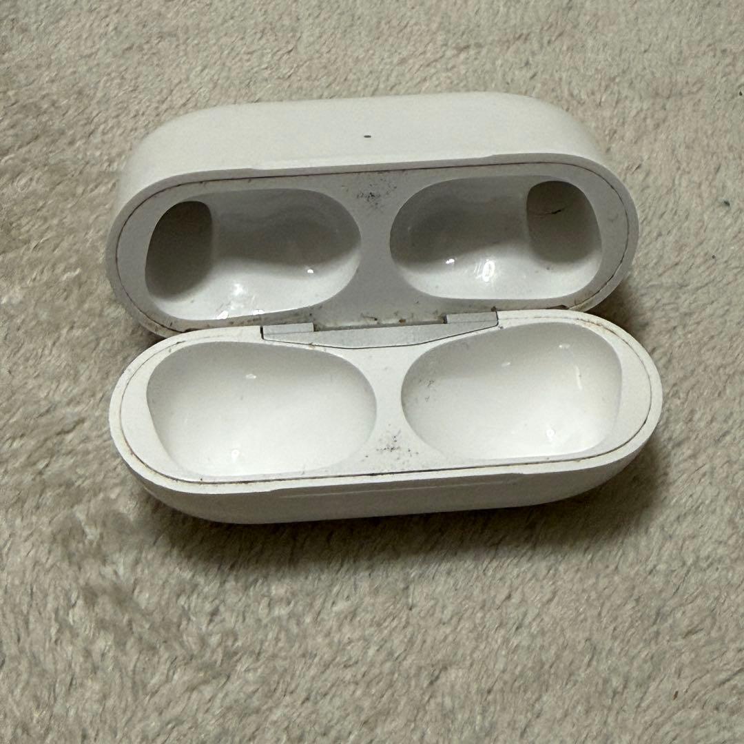 AirPods Pro モデル番号　A2084 ジャンク