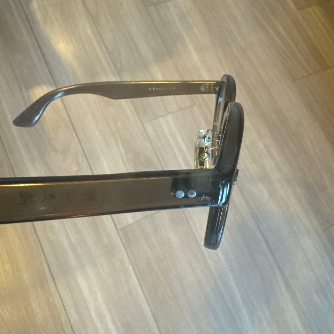 金子眼鏡 グレーラウンド型老眼鏡