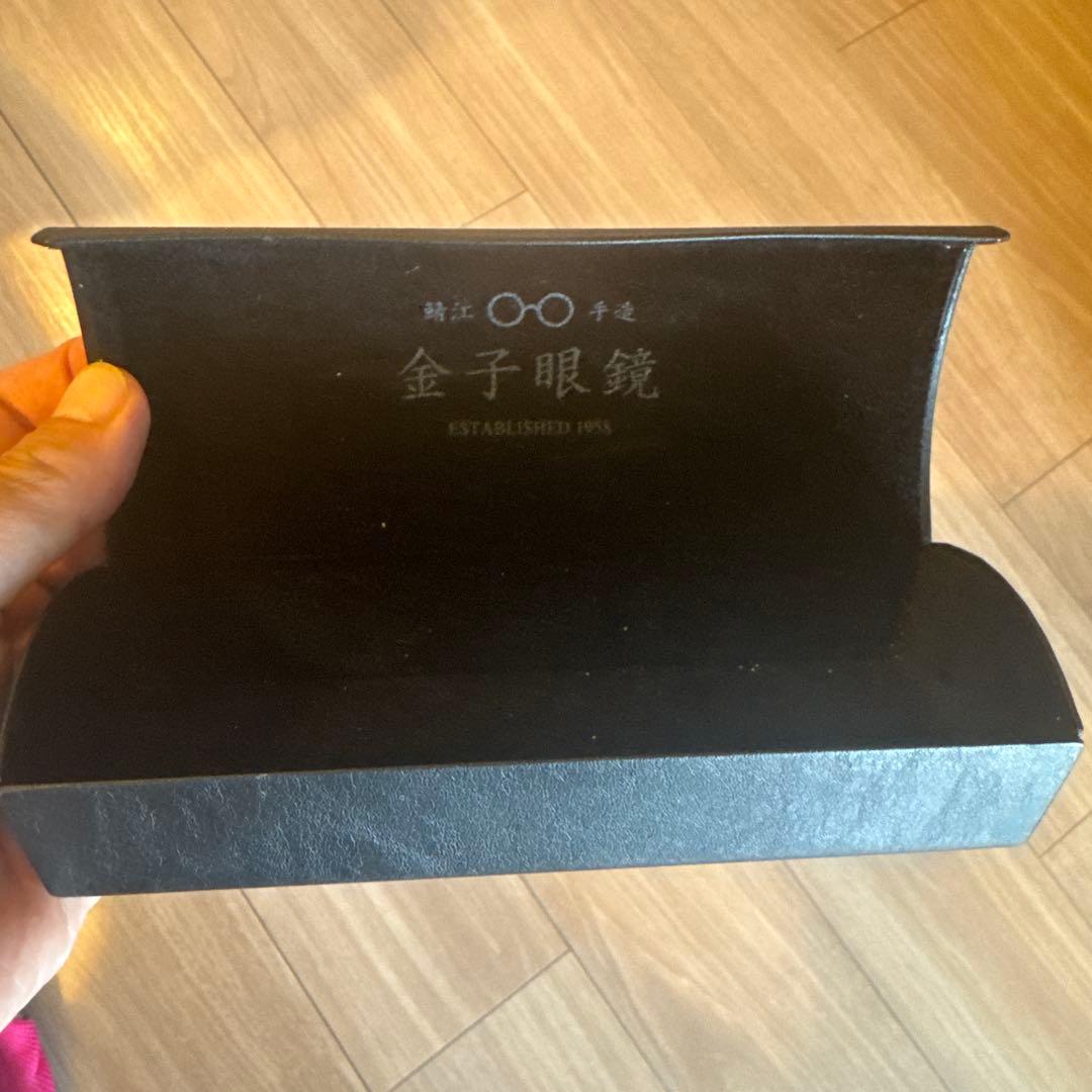 金子眼鏡 グレーラウンド型老眼鏡