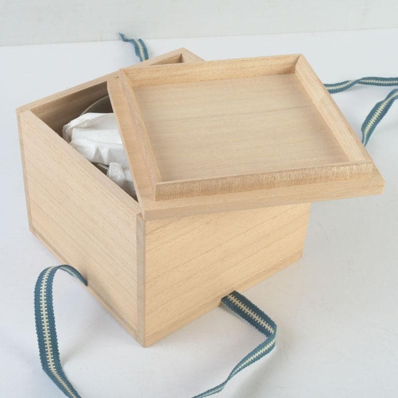 茶道具　尾高焼　楽山窯造　絵御本茶碗　共箱　V　9644