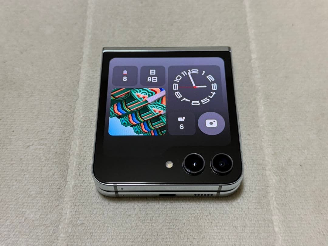 Galaxy Z Flip5 256GB au版 SIMフリー