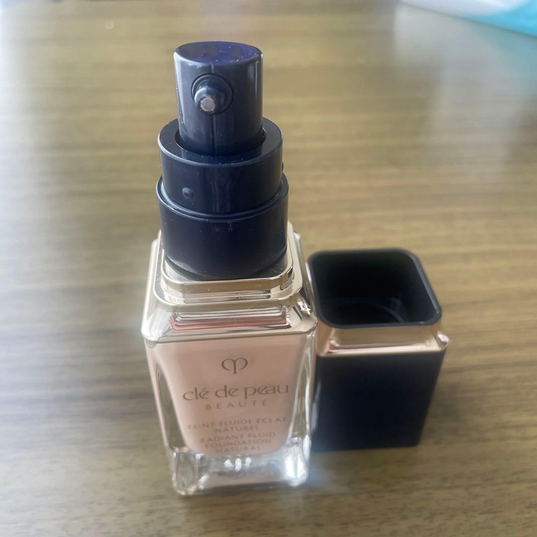 クレドポーボーテ　タンフリュイドエクラナチュレル　BO20