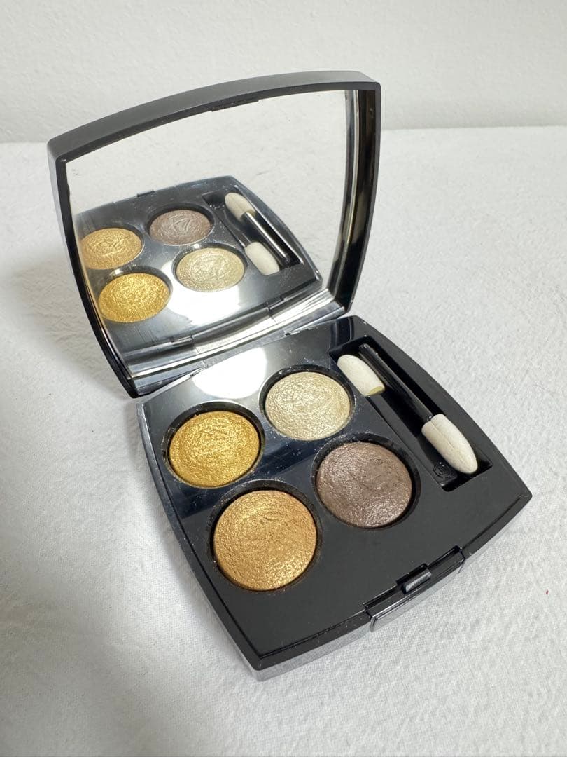 CHANEL レ キャトル オンブル 274 ゴールド エレガンス未使用・箱なし