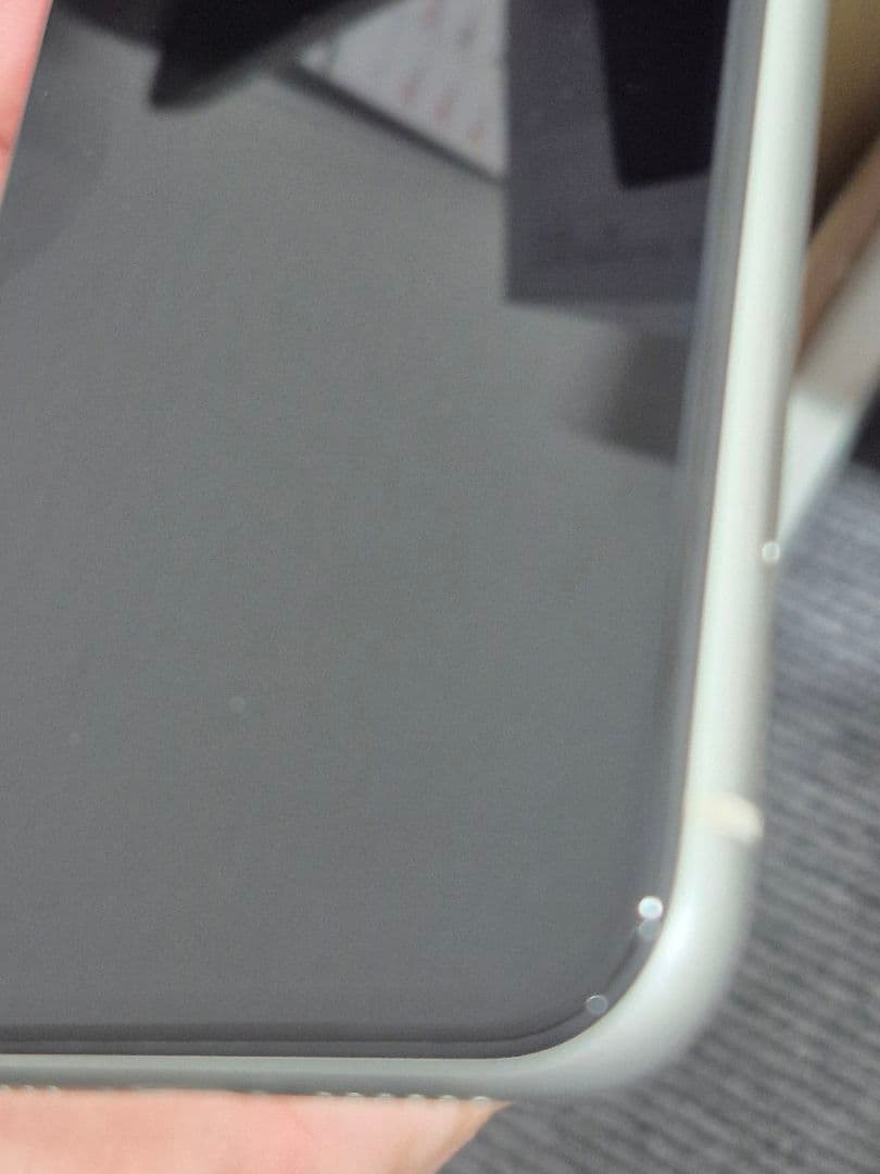 iPhone11 64GB ホワイト　SIMフリー