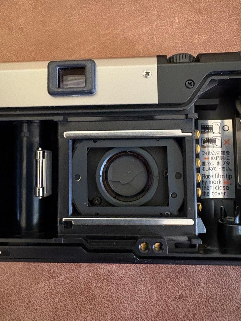 CONTAX T3 コンタックス　コンパクトフィルムカメラ　チタンシルバー