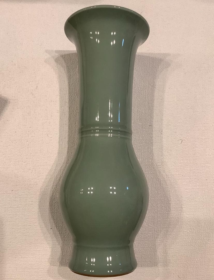 【宮永東山】青瓷　華瓶　台座付き