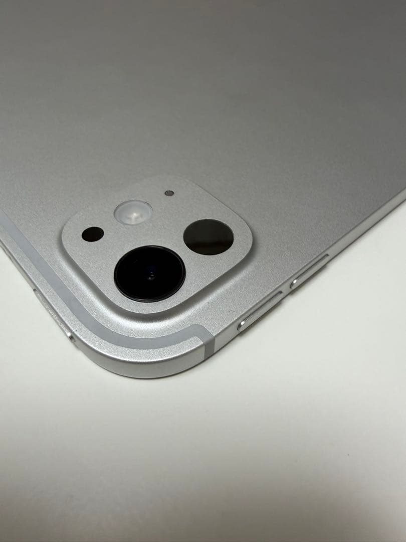Apple iPad Pro 本体　M4 13インチ　スペースブラック