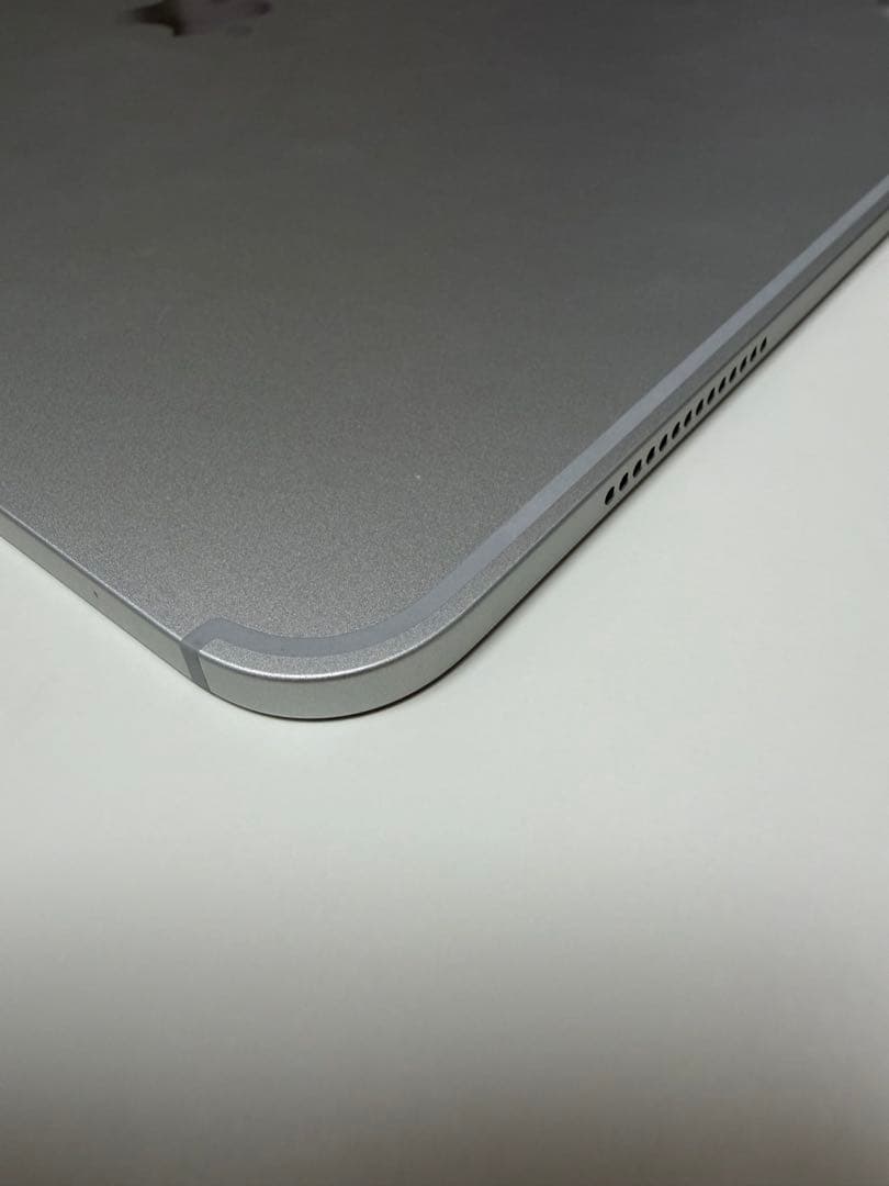 Apple iPad Pro 本体　M4 13インチ　スペースブラック