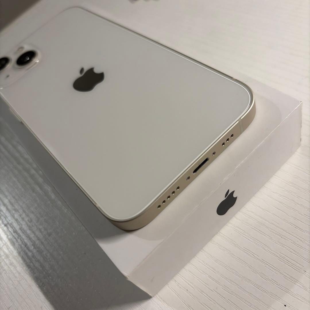 iPhone13 256GB スターライト SIMフリー 極美品