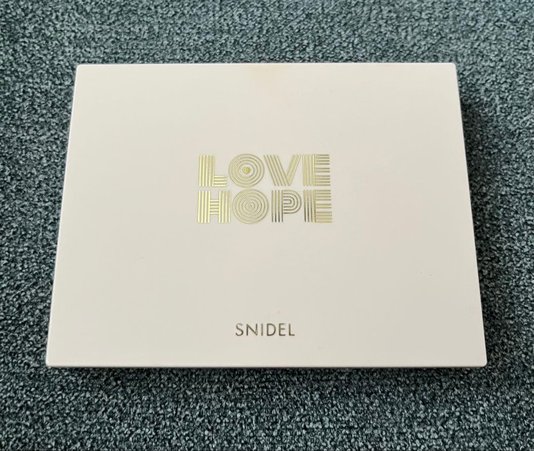 SNIDEL BEAUTY アイデザイナー EX04 Love&Hope