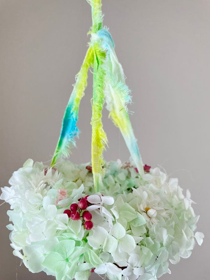 アイスグリーンの爽やかな紫陽花フライングリース