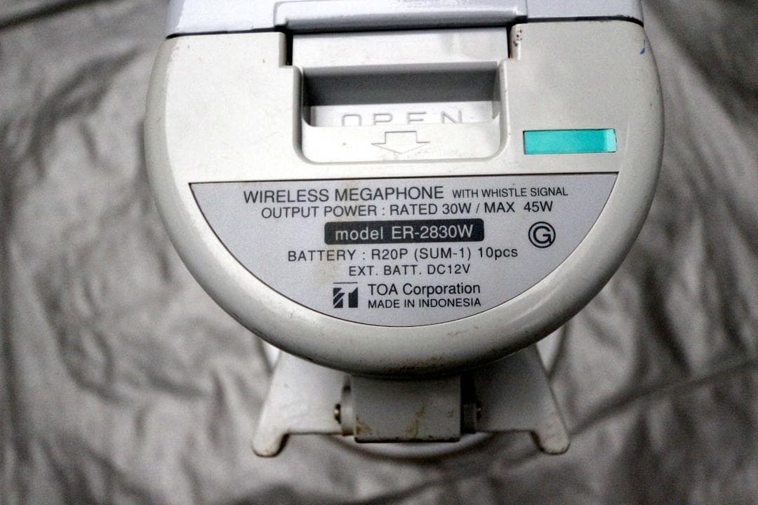 ■TOA■大型ワイヤレスメガホン 拡声器 ER-2830W■難あり