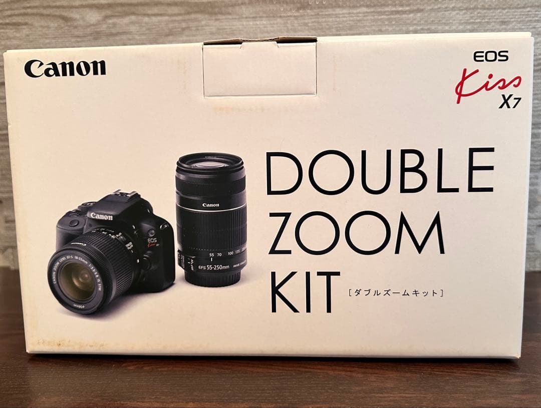 金曜限定値下げ】Canon 一眼レフカメラ　kiss x7 ダブルズームキット