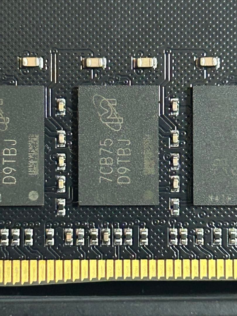DDR4 3200MHz 16GB メモリ　ENVINDA
