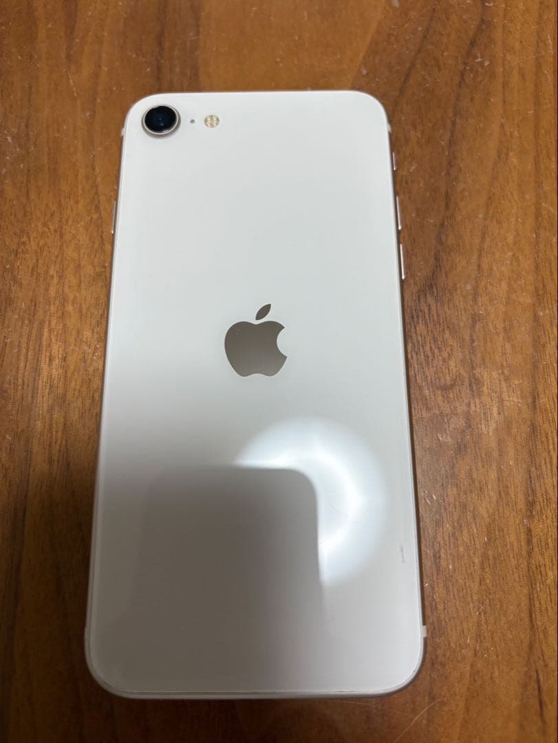 iPhoneSE3 64GB スターライト　SIMフリー 本体