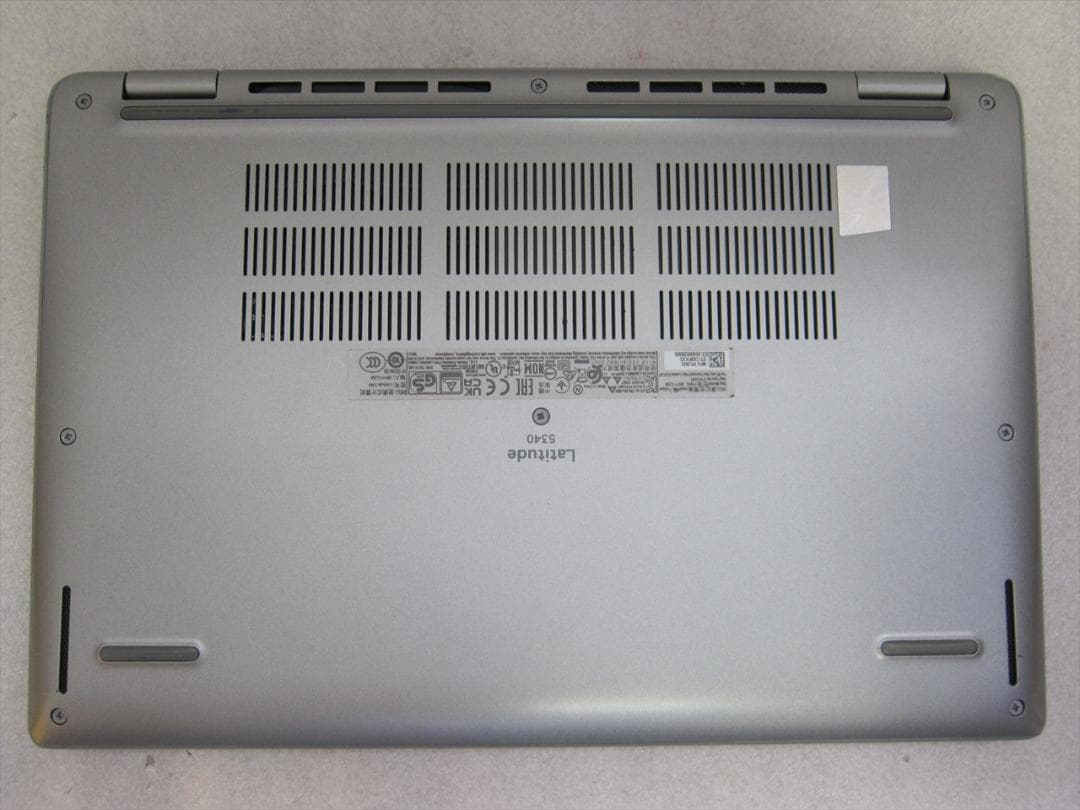 デル13世代Core i7-1365U/16G/SSD512G/13.3フルHD