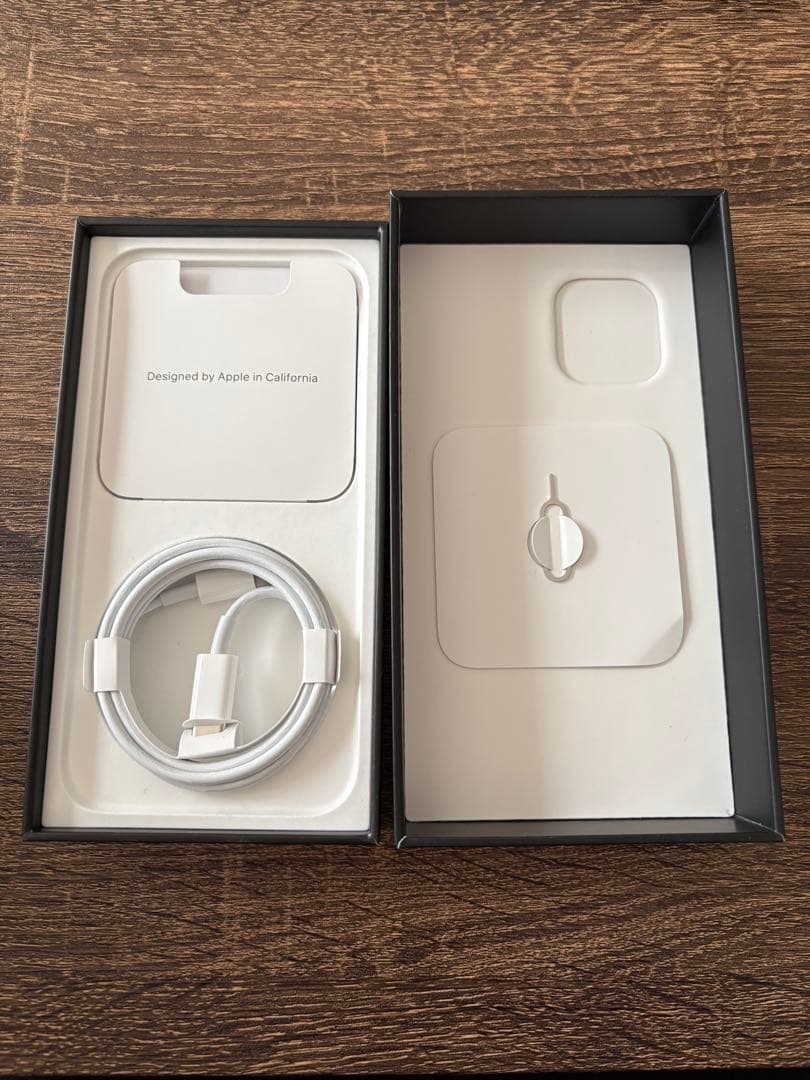 Apple iPhone 12 Pro パシフィックブルー