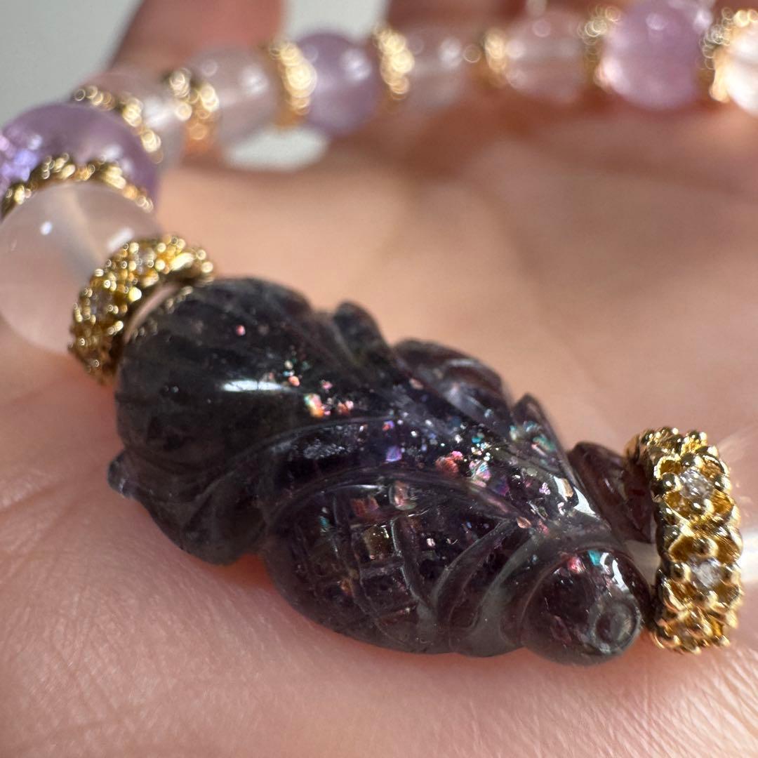 一点物　天然石　ハンドメイドブレス　アイオライトサンストーン　金魚　アメジスト