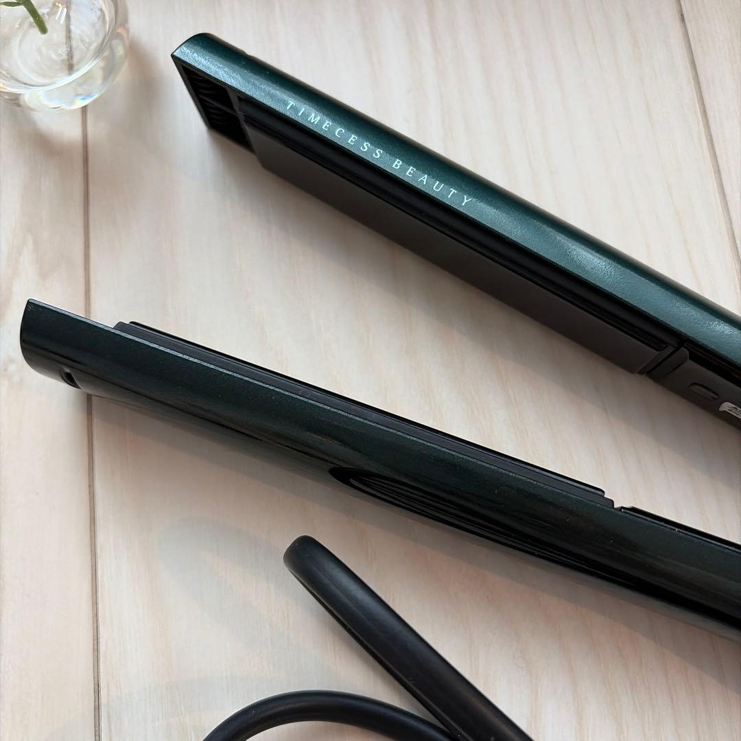 箱付き　レプロナイザー　ヘアビューロン　ストレートヘアアイロン7D Plus