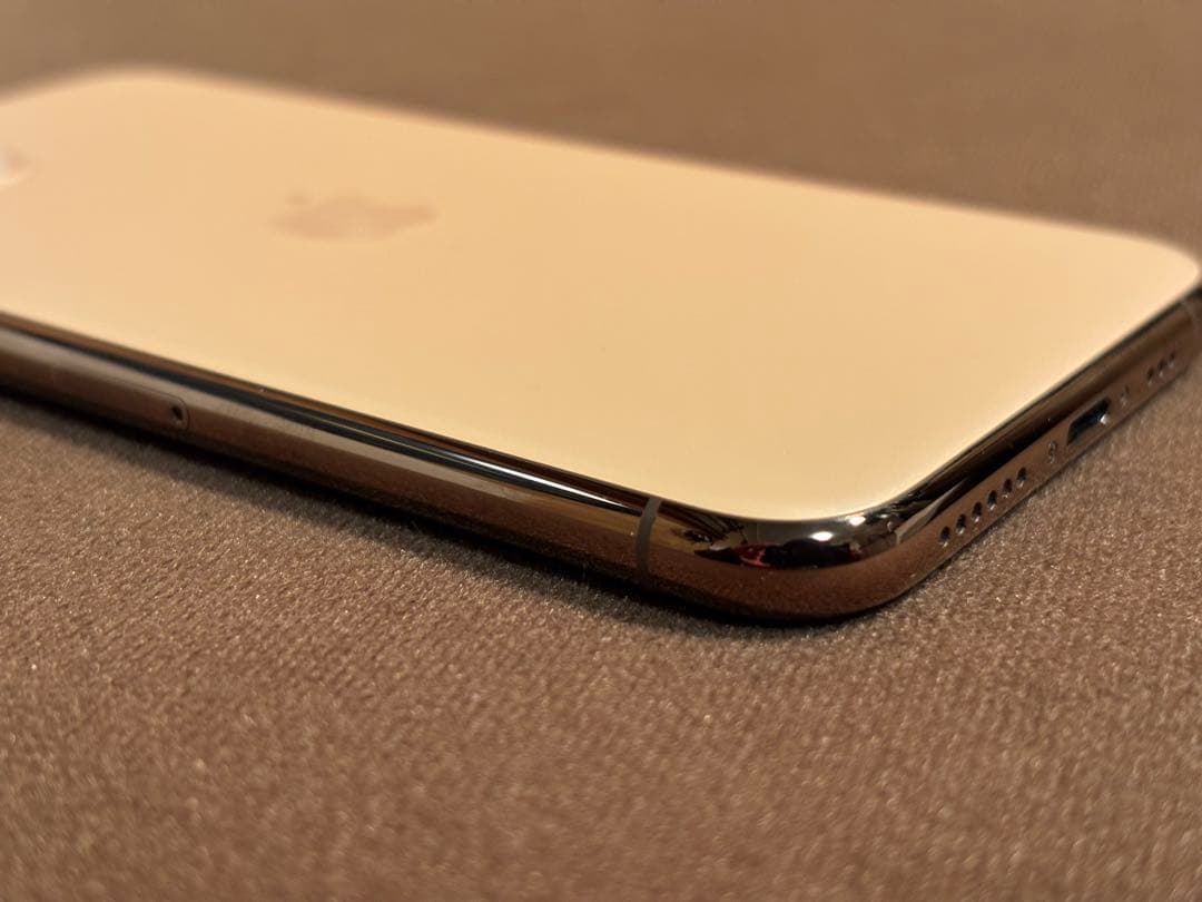 【美品】iPhone 11 Pro 64GB ゴールド　SIMフリー