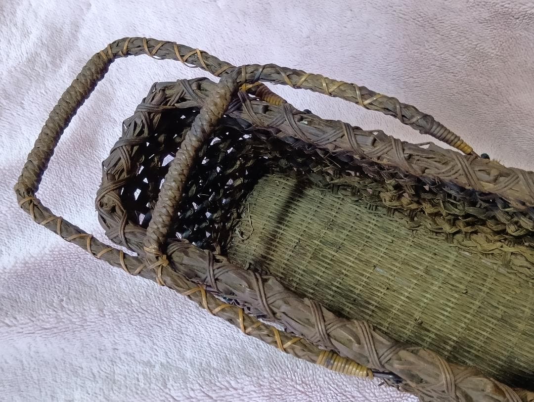 葡萄蔓 変わり編み カゴバック / 31cm x 15cm x 34cm