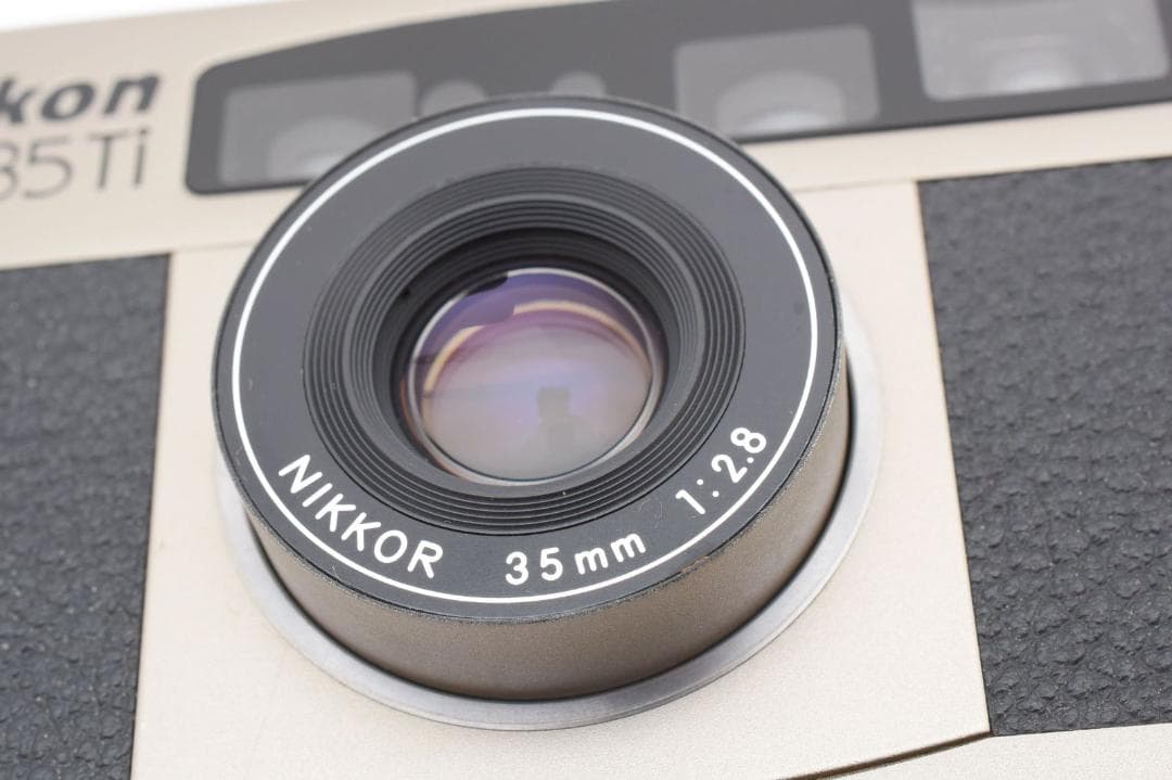 《完動品》ニコン Nikon 35Ti コンパクトフィルムカメラ スリムボディ