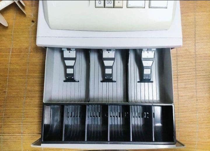 カシオレジスター　100ER　簡単便利特殊　送料込　464111