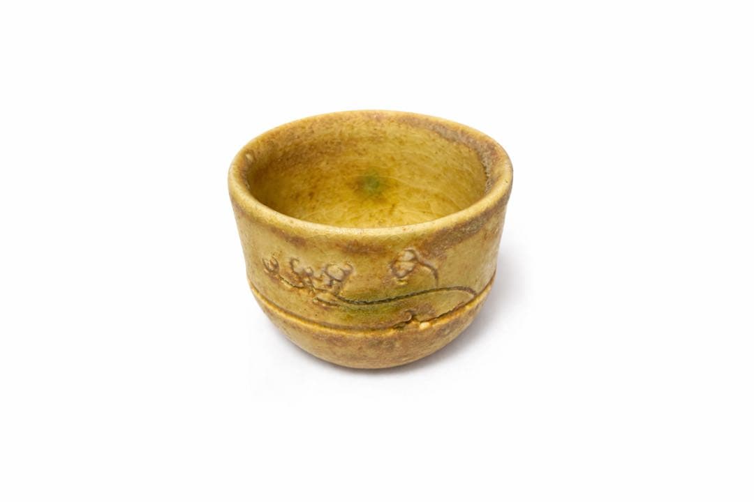 黄瀬戸ぐい呑 仲也 作 共箱 栞付 茶道具 酒器