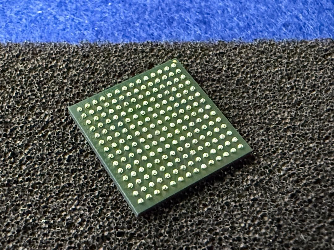 MCF5274LCVM166 フリースケール 32-Bit マイクロプロセッサ