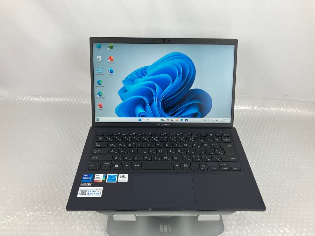 ASUS B1400C i7-1165G7 16GB 512GBノート型パソコン