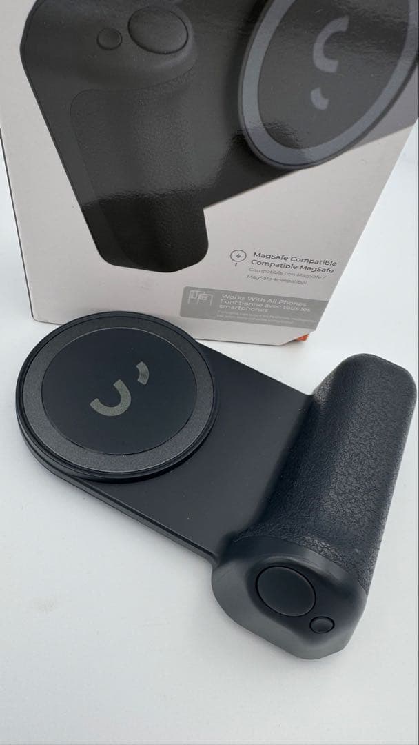 SnapGrip MagSafe対応 モバイルバッテリー内蔵カメラグリップ