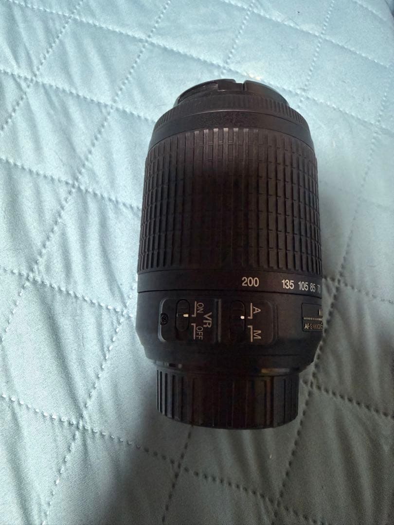Nikon 望遠ズームレンズ 55-200mm フード　フィルター付