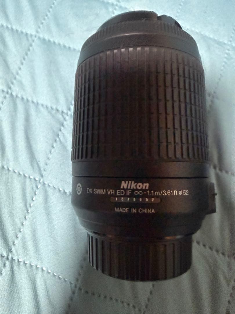 Nikon 望遠ズームレンズ 55-200mm フード　フィルター付
