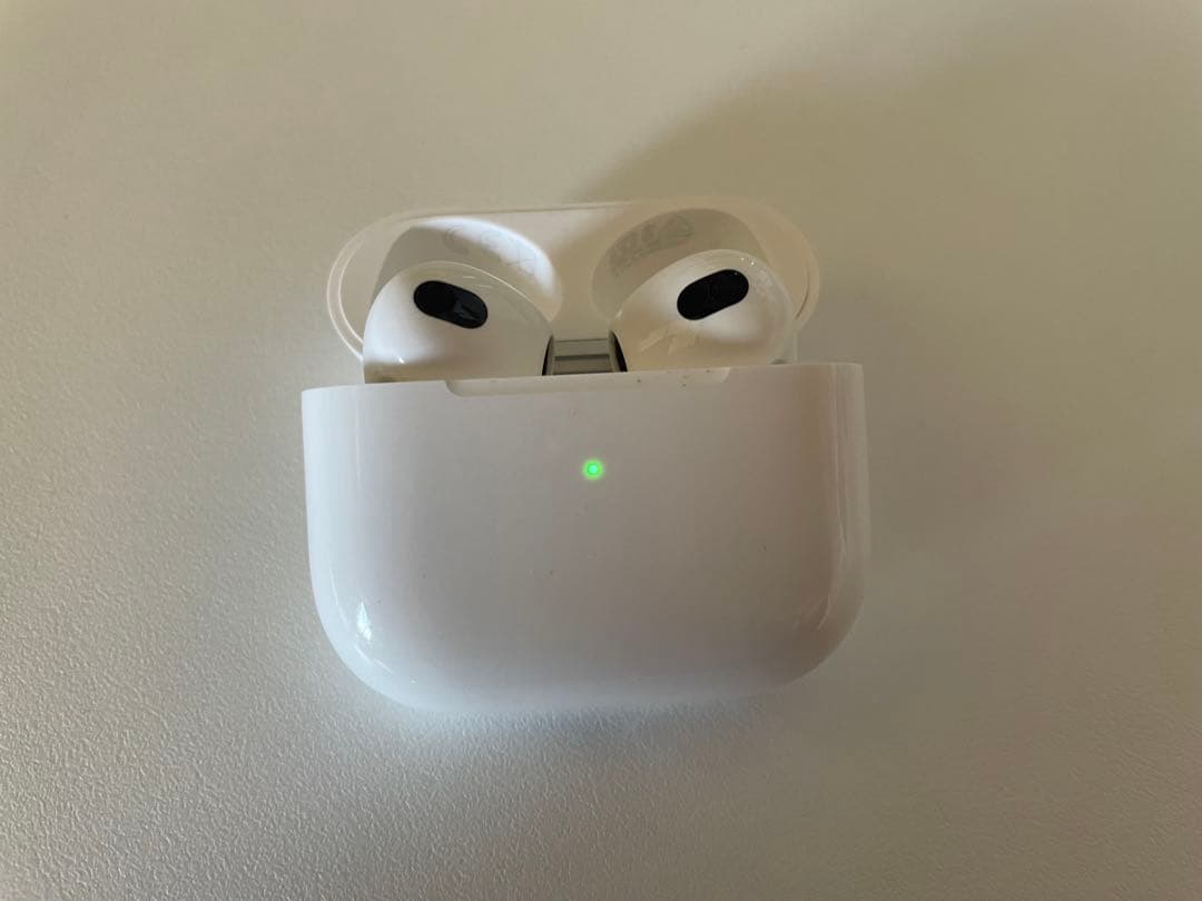 極美品　AirPods3 充電ケース付き 箱/ケーブルなし