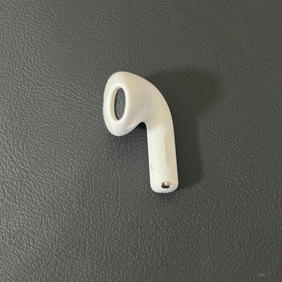 【極美品】AirPods4 第4世代 エアポッズ第四世代 左耳のみ(ANC無し)