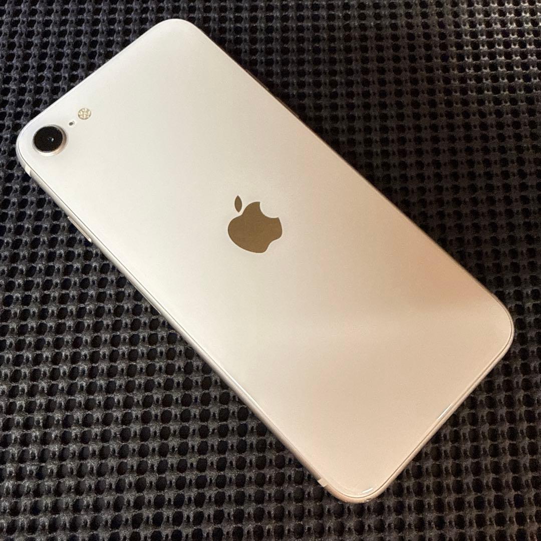 iPhoneSE第3世代64GB スターライト SIMフリー バッテリー交換済み