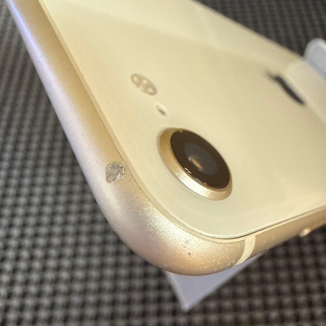iPhoneSE第3世代64GB スターライト SIMフリー バッテリー交換済み