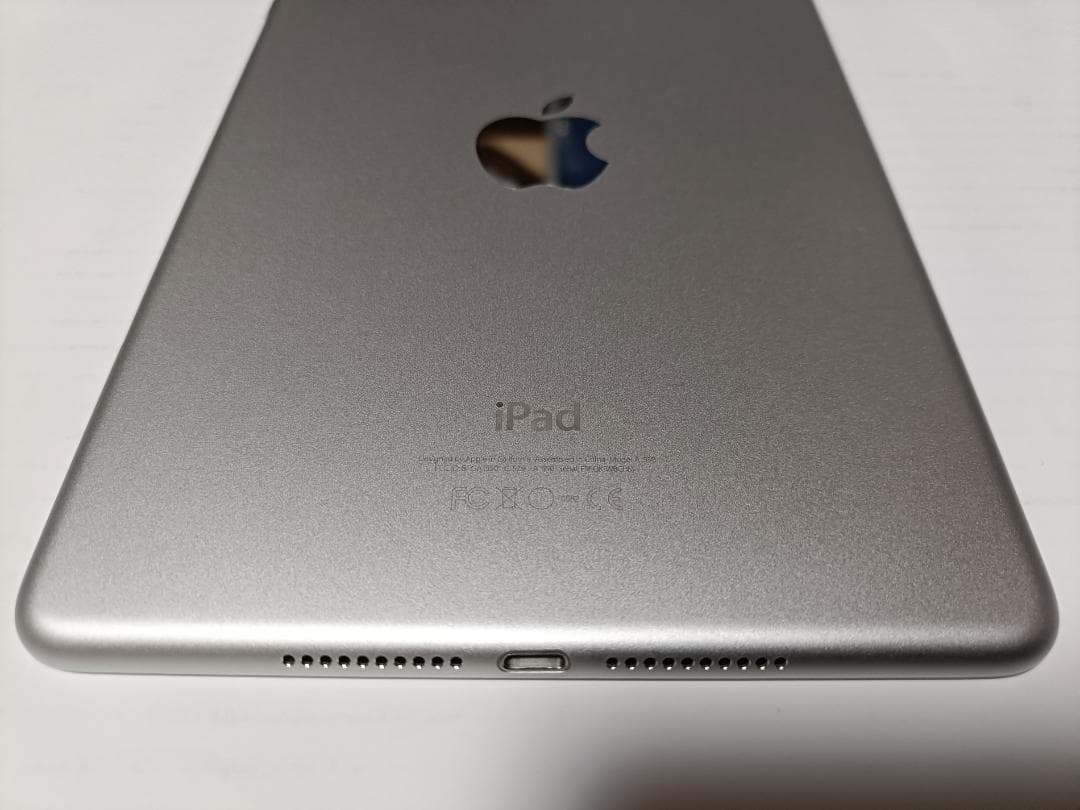 iPad mini 4 Wi-Fi+Cel 16GB MK702J/A シルバー