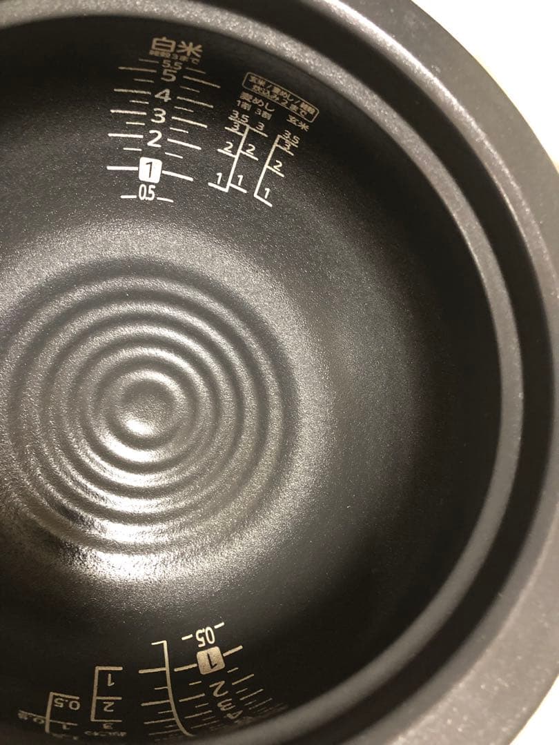 TIGER IH炊飯器 5.5合　JPL-S100　送料込み！