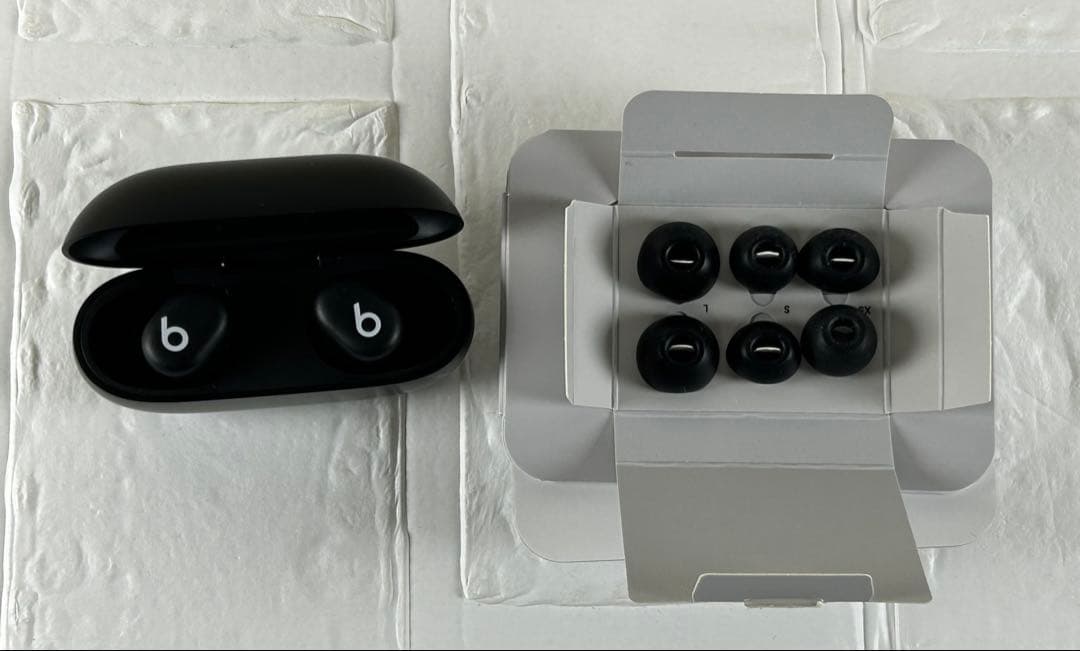 【展示限りアウトレット美品】Beats Solo Buds マットブラック